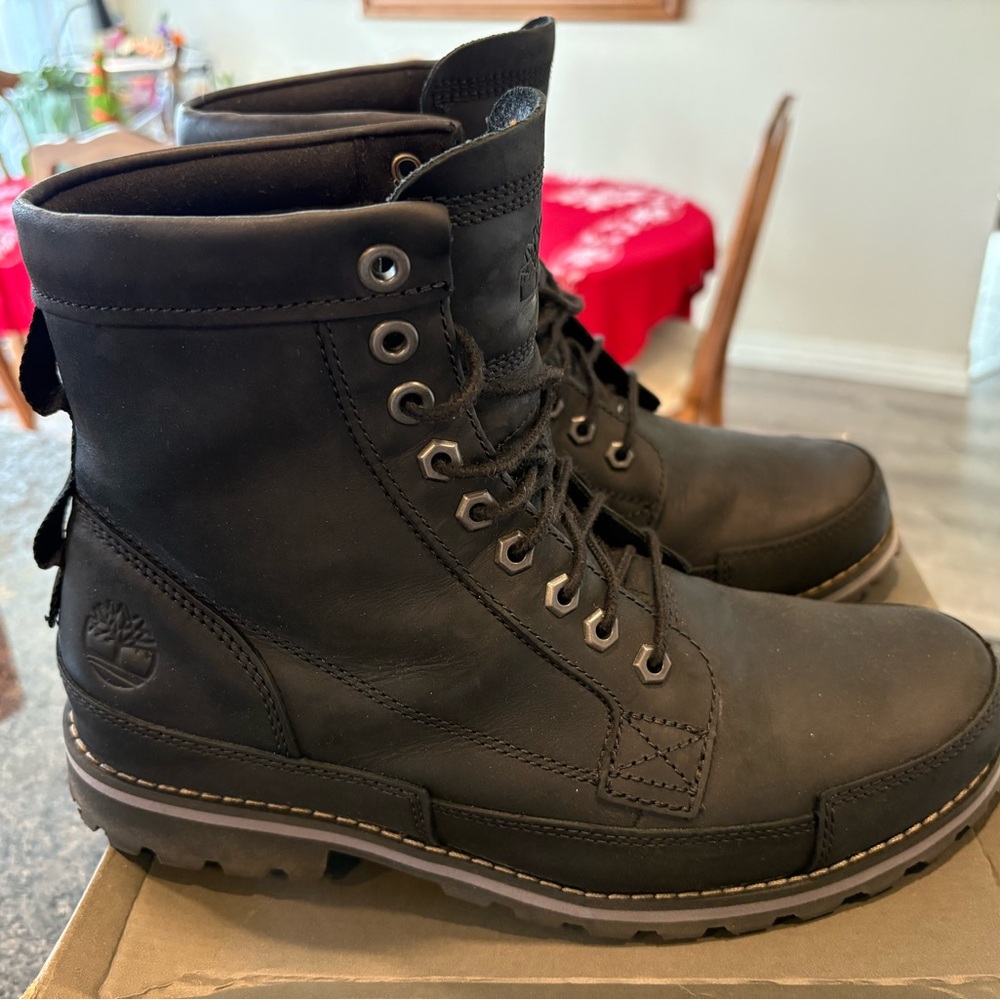 Timberland Black Ankle Boots with Durable Sole